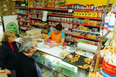 Con siete meses consecutivos de caída, las ventas minoristas bajaron un 5,8 por ciento