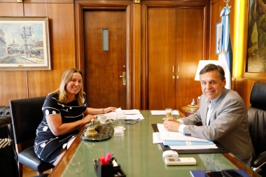 Valeria Arata se reunió con el ministro de Transporte de la Nación, Diego Giuliano