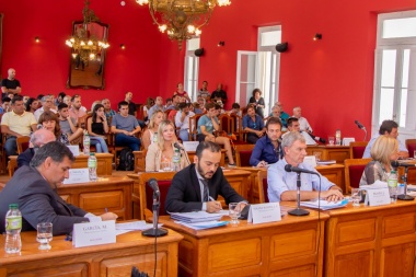 Apaj y Federación Agraria rechazaron la emergencia y apuntaron a "falta de transparencia" y "autoritarismo"