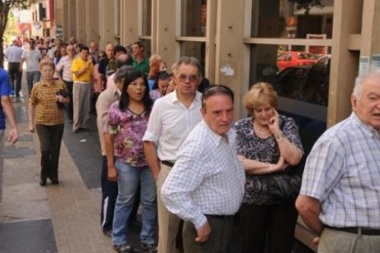 El IPS confirmó que se adelantará el aumento a jubilados docentes en Provincia
