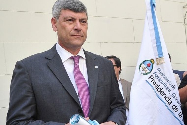 Buryaile: "El Gobierno necesita plata y la caja más fácil que tiene son las retenciones"