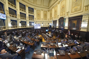 Kicillof obtuvo el ok para tomar deuda: beneficios a municipios, la clave que destrabó todo