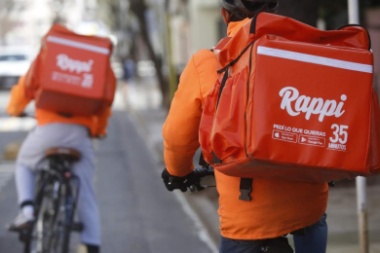 Deliverys: buscan poner un tope a las comisiones de las aplicaciones