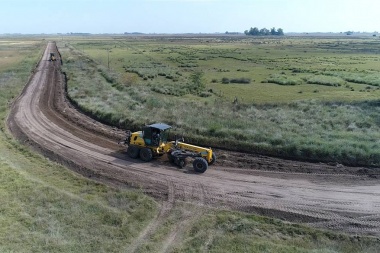 La red vial del campo se dividirá en 9 zonas de trabajo y se afectarán 12 motoniveladoras