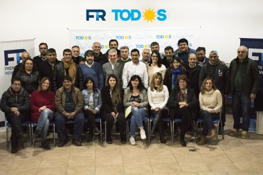 Todo suma: Meoni se mostró con el Frente de Unidad Juninense