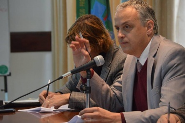 El FR le pide a Petrecca "ser más creativo" para atenuar el impacto de las tarifas en la ciudad