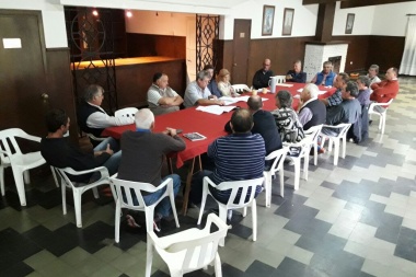 Funcionarios y productores evaluaron los trabajos sobre caminos rurales