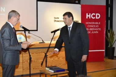 "Ya sabemos lo que nos dejó la gestión de Meoni", ironizó García