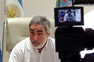 Fernández se bajó el sueldo y gastos de representación