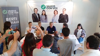 "Juntos es tan responsable como el actual gobierno de todo lo que pasó”, dijo Randazzo en Bragado
