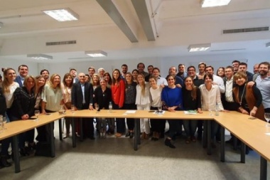 Pensando en oposición, Vidal reunió a sus legisladores y les pidió un bloque unido