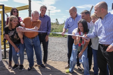 Katopodis pasó por Pehuajó para inaugurar cloacas en una localidad