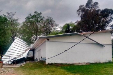 Un muerto y graves inconvenientes por fuertes tormentas en la provincia