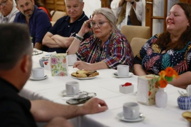 Dirigentes "lilitos" de la cuarta acompañaron a Carrió por Pergamino