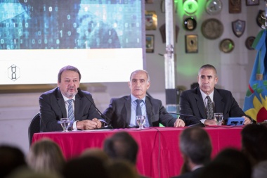 Pedido del oficialismo para avanzar en una legislación sobre ciberseguridad