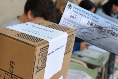 Los partidos políticos deberán blanquear aportes privados y estarán bancarizados
