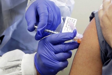 Provincia lanza botón digital para denunciar casos de vacunación irregular
