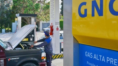 Reunión de taxistas y concejales por el valor del GNC en Junín