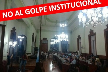 El PJ calificó de "atropello a la democracia" el pedido de remoción de autoridades del Concejo