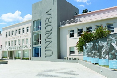 La UNNOBA fue fundada por el gobierno peronista de Eduardo Duhalde