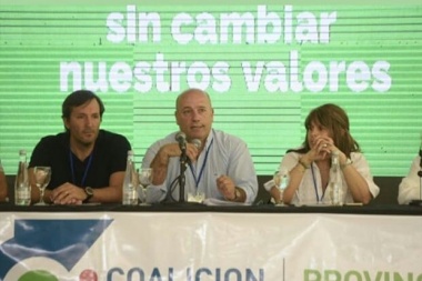 La C.Cívica ratificó la unidad de Juntos por el Cambio, pero no "a cualquier precio"