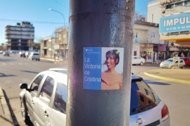 Petrecca "invitó" a la oposición a realizar "campaña limpia" y Muffarotto lo acusó de "hacer campañas sucias virtuales"