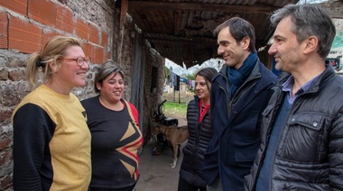 Petrecca se mostró con D´andrea: recorrida barrial y discurso de campaña