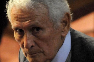 Traverso pidió declarar persona no grata de la provincia a Miguel Etchecolatz