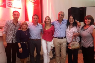 Junto a Petrecca, la UCR realizó su festejo y llamó a “redoblar esfuerzos” para 2019