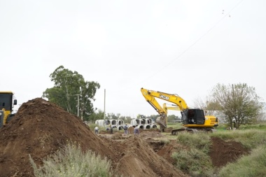 Obra para mejorar desagües pluviales y escurrimiento de aguas de lluvia en Trenque Lauquen