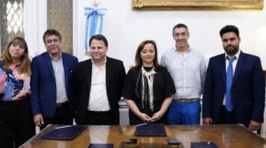 Diputados e INCAA firmaron acuerdo y proyectarán "Argentina, 1985" en las escalinatas del Congreso