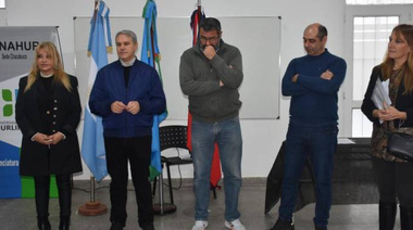 Golía firmó convenio con la UNAHUR para nuevas capacitaciones gratuitas a docentes