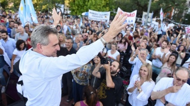 Plan B: Rossi lanzó su precandidatura a presidente por el kirchnerismo