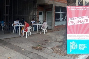 En Bragado relevan barrios para controlar el estado de vacunación contra el covid