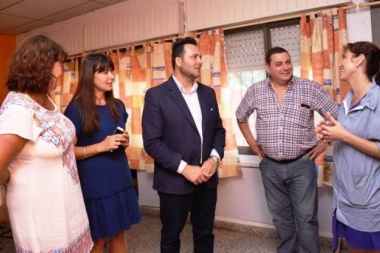 El PJ acusó a la hermana de Aiola de "favorecer" la entrada de candidatos de Cambiemos a las escuelas