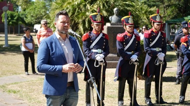 Aiola encabezó en Castilla el acto en homenaje al granadero Juan Rabuffi