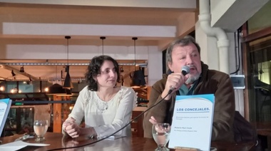 Roberto Costa presentó en Bragado su libro “Los Concejales”