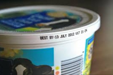 Promueven ley para que la fecha de vencimiento de alimentos sea más legible