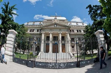Habrá licencias para empleadas legislativas víctimas de violencia de género