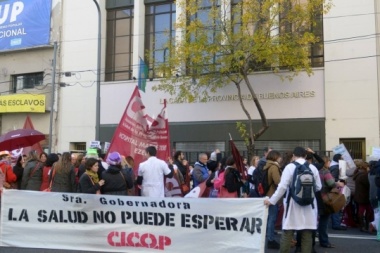 Cicop realiza un paro en el hospital Posadas y pide llamado a paritarias
