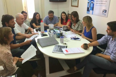 Concejales del FdeT piden a Petrecca ampliar la discusión a la emergencia habitacional