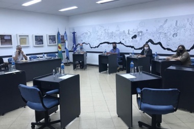 El FdT vació la sesión del Concejo y el oficialismo reclamó: "vengan a trabajar"