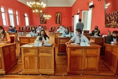 FdT afirmó que JxC se negó a tratar un proyecto alternativo sobre actividades presenciales