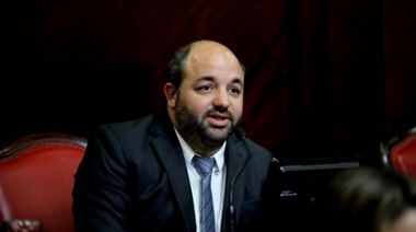 Senador UCR marcó distancia de Milei y planteó nuevo esquema en JxC