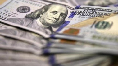 El dólar blue operó sin cambios, mientras que los oficiales bajaron un poco