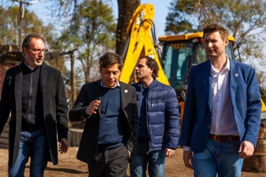 Kicillof respaldó el reclamo de Ferraris por la ruta 7 y apuntó a Milei