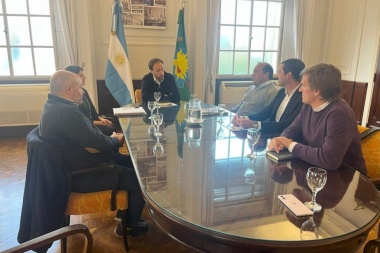 Acompañado por legisladores UCR, Recoulat se reunió con Pablo López