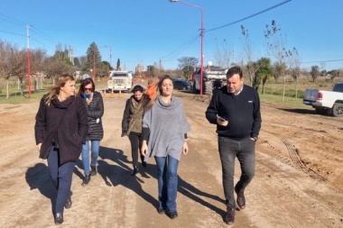 Laura Ricchini recorrió obras con Revilla en General Arenales