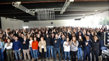 Mensaje de unidad en la UCR y gestos políticos rumbo a 2023