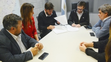 Simone: “No podemos dejar obras de vivienda sin terminar"